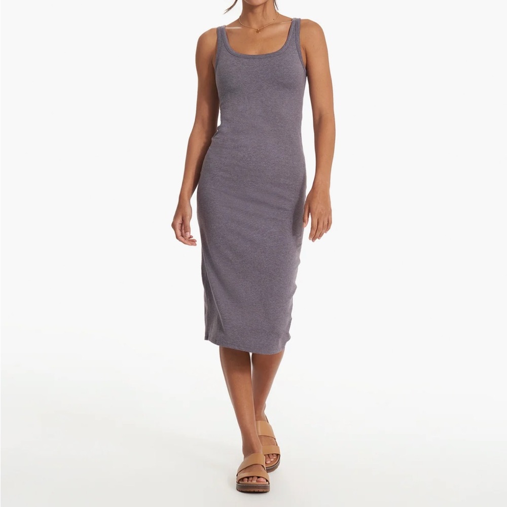 Vuori Halo Essential Dress